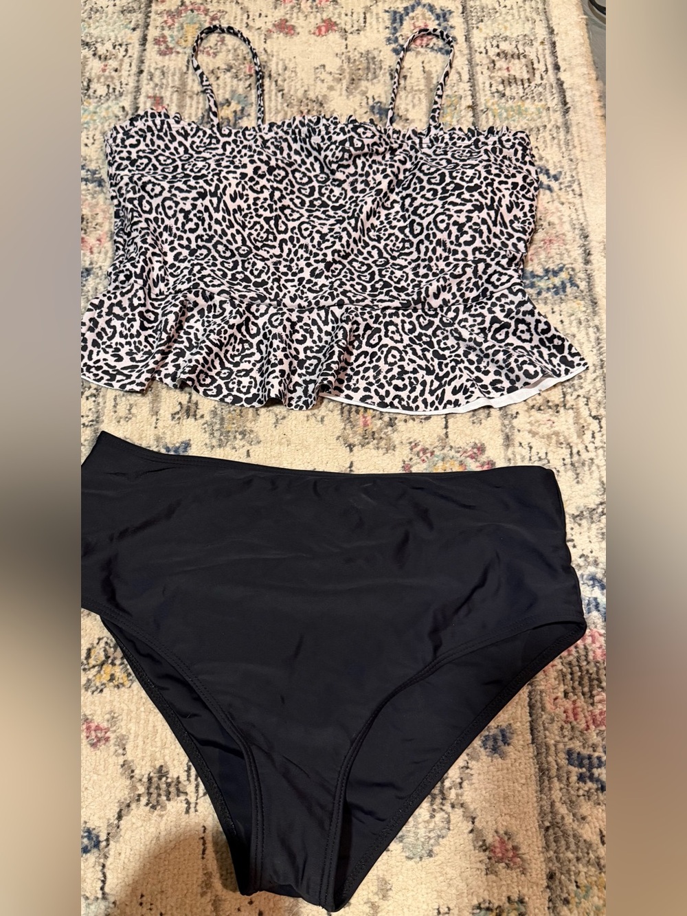 SHEIN White and Black Leopard Print Bikini Top